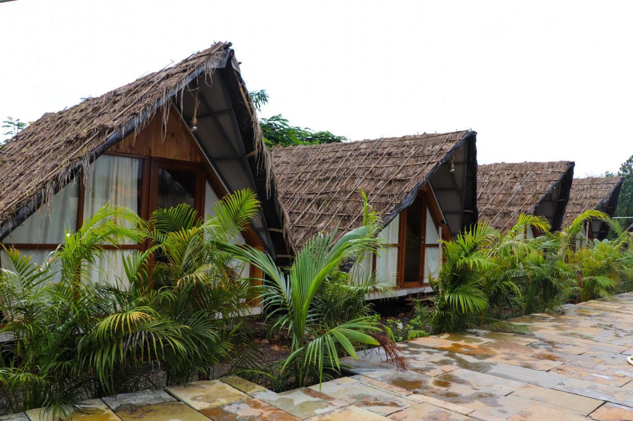 The Vintage Farm Mahirāvani Exterior foto